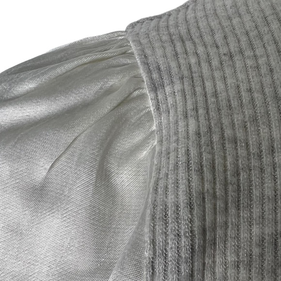 FIFTEEN TWENTY Heather Ivory Ribbed Contrast Puff Sleeve Top - Picture 10 of 11